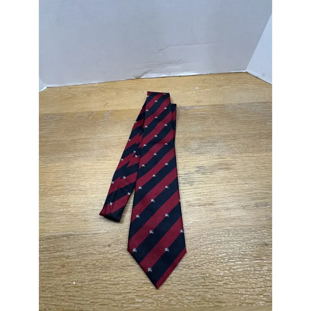 Men's Vintage 90's Burberrys 100% Silk Tie Red and Blue